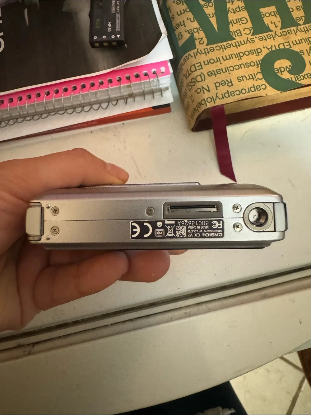 Casio Exilim EX-V7 Compact Digital Camera in Silver